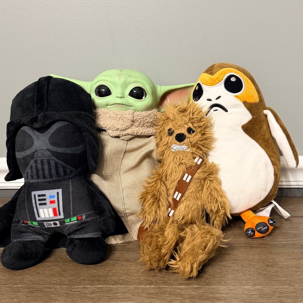 star-wars-toys-star-wars-plush-lot-grogu-baby-yoda-darth-vader